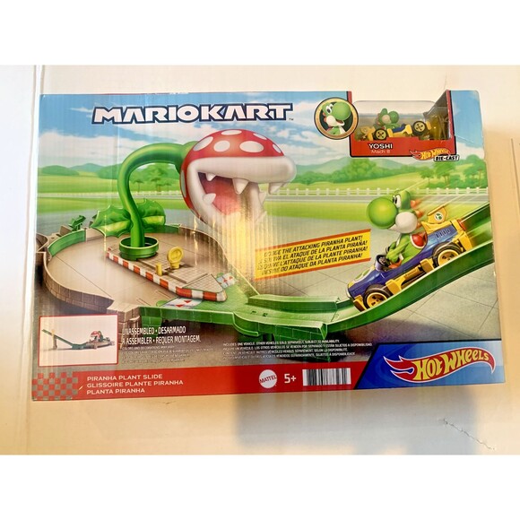 Hot Wheels Mario Kart Piranha Plant Slide Track Set & Yoshi Diecast NEW Box - Picture 6 of 8